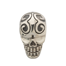 Load image into Gallery viewer, Pisa Papel plata Calavera chica
