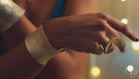 Thumbnail for Brazalete Luna Chico Dorado